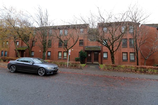 2 Bed Ground Floor Flat – Budhill Avenue, Budhill