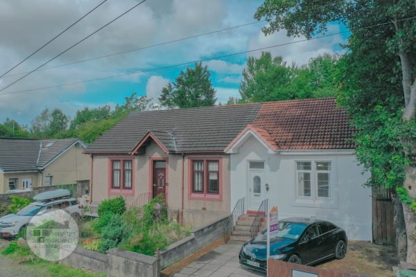 A Rarely Available 2 Bedroom Semi-Detached Bungalow – Whamflet Avenue, Baillieston, Glasgow
