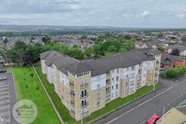 A 2 Bedroom Second Floor Flat – Henderson Court, Motherwell, Glasgow