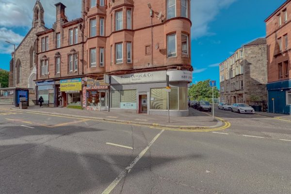 A Larger Corner Sited Main Shop Front – Causeyside Street, Paisley