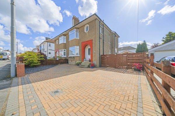 A Larger Style 3 Bedroom Semi-Detached Villa – Weirwood Avenue, Baillieston, Glasgow