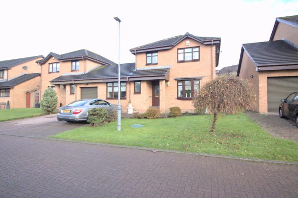 Unfurnished 3/4 Bed Linked Detached Villa – Crownhall Place, Sandyhills