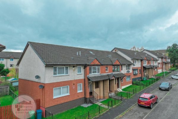 A 2 Bedroom Main Door Lower Cottage Flat – Pendeen Crescent, Barlanark, Glasgow