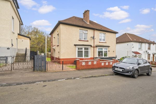 A 3 Bedroom Semi-Detached Villa – Almond Street, Riddrie, Glasgow