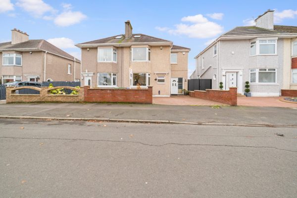 A Superbly Extended 3 Bedroom Semi-Detached Villa – Maxwell Drive, Garrowhill, Glasgow