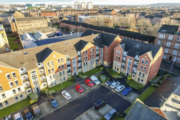 A 2 Bedroom Duplex Apartment With Private Balcony – Greenhead Street, Glasgow