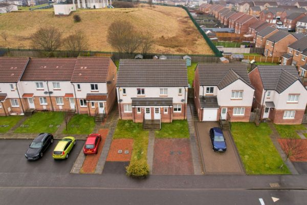 A Very Rarely Available 3 Bedroom Semi-Detached Villa – Guildford Street, Garthamlock, Glasgow