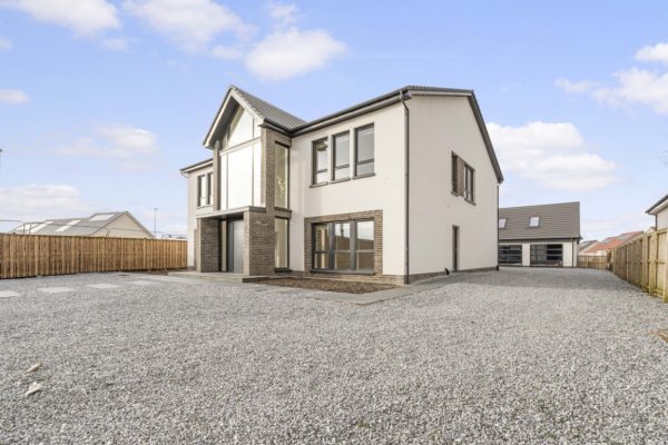 A Bespoke Individual Built Architecturally Designed Detached Villa – Newhouse Road, Jacktonhall, G75 8RQ