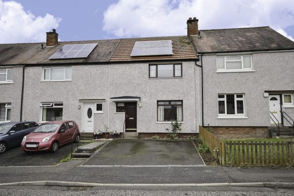 A 3 Bed Mid Terrace Villa – Balfour street, Whins of Milton, Stirling