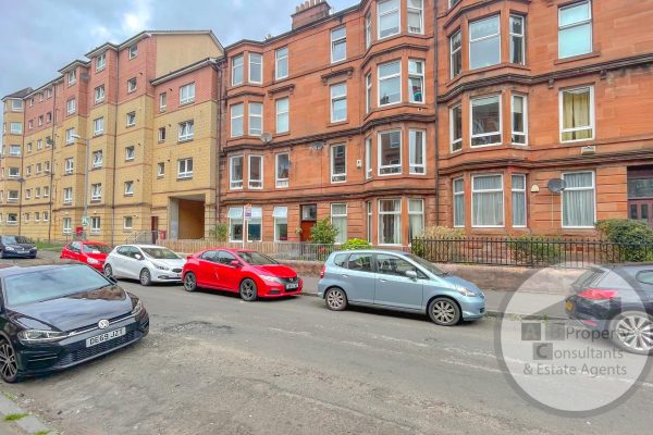 A Superbly Located 2 Bedroom Ground Floor Flat – Roslea Drive, Dennistoun, Glasgow