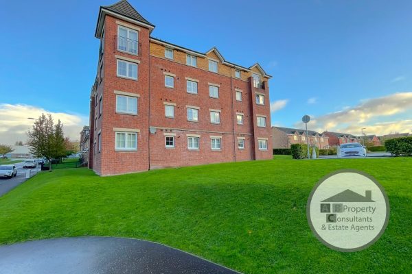 A Larger Style 2 Bedroom Second Floor Flat – Rigby Crescent, Carntyne, Glasgow
