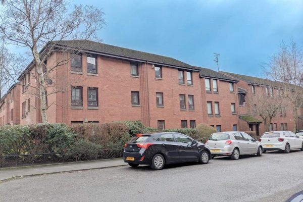 Two Bedroom First Floor Flat – Budhill Avenue, Budhill