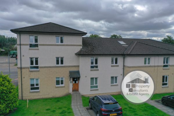 Rarely Available Larger Style 2 Bedroom Ground Floor Flat – London Drive, Mount Vernon , Glasgow