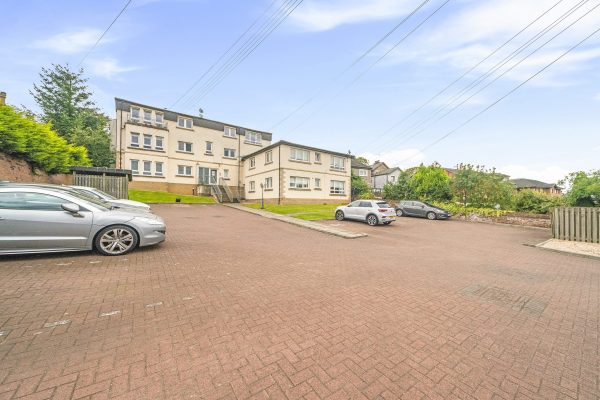 A Rarely Available 2 Bedroom Upper Flat – Hamilton Road, Mount Vernon, Glasgow