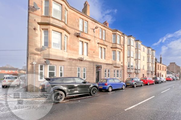 A Rarely Available Larger Style 2 Bedroom First Floor Flat – Tollcross Road, Tollcross, Glasgow