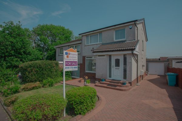 A Very Rarely Available Immaculately Presented 3 Bedroom Semi-Detached Villa – Dunalastair Drive, Stepps, G33 6LX