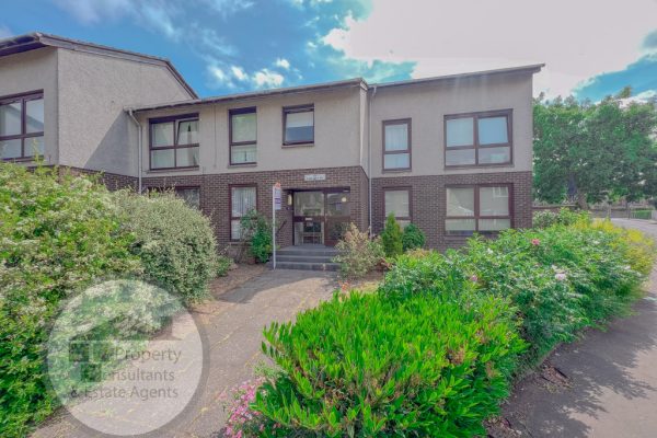 A 1 Bedroom Ground Floor Flat With Secure Entry – Kirkinner road, Mount Vernon, Glasgow