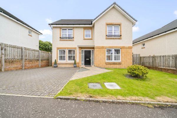 A Rarely Available 5 Bedroom Detached – Mossbeath Gardens, Broomhouse, Glasgow