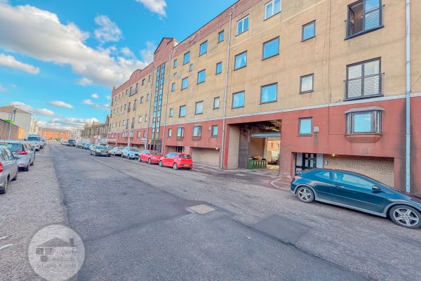 A 1 Bedroom Larger Style Second Floor Flat – Fairley Street, Ibrox, Glasgow