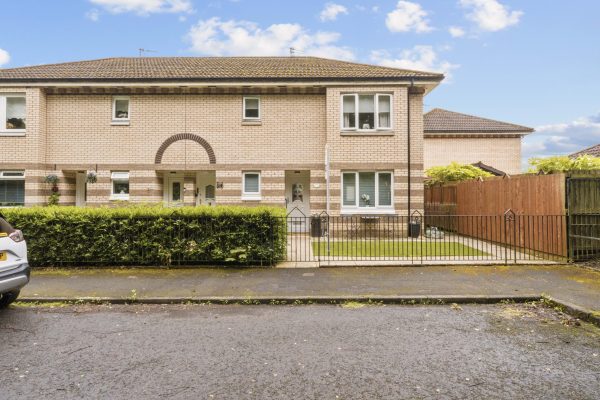 A 2 Bedroom Ground Floor Flat – Lochay Street, Sandyhills, Glasgow