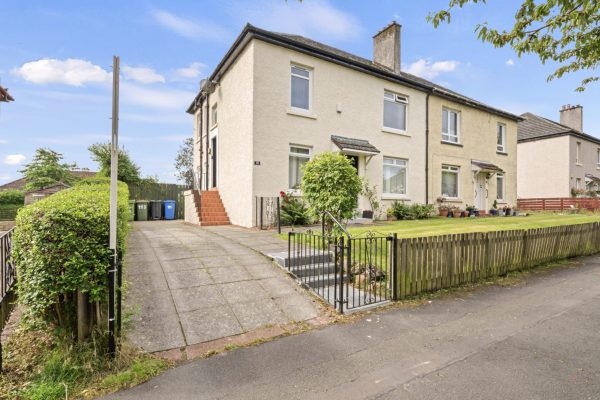 A 2 Bed Main Door Upper Cottage Flat – Athelstane Road, Knightswood, Glasgow