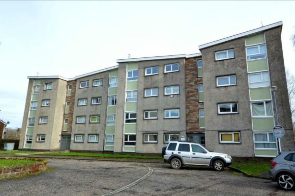 Unfurnished 2 Bed First Floor Flat – Ann Street – Hamilton