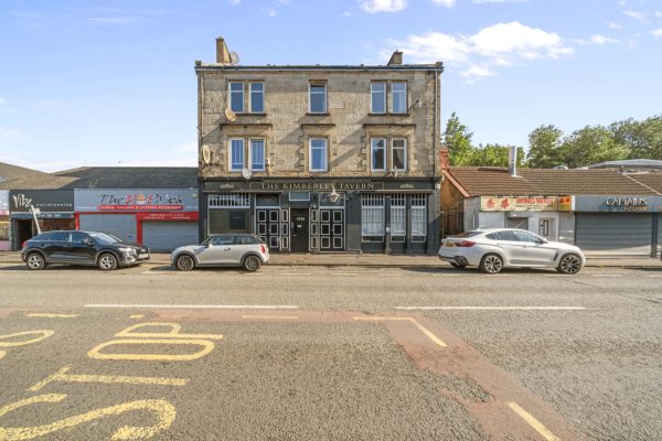 A 2 Bedroom Flat Within Blonde Sandstone Building – Tollcross Road, Tollcross, Glasgow