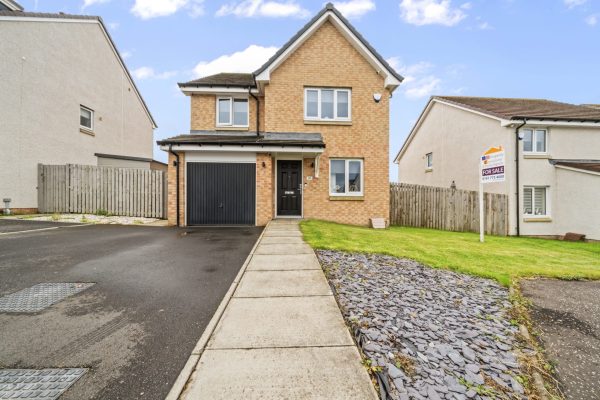 A Very Rarely Available Larger Style 4 Bedroom Detached Villa – Earlybraes Drive, Barlanark, Glasgow