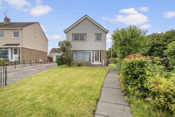 A Very Rarely Available Corner Sited 3 Bedroom Detached Villa – Langton Gardens, Baillieston, Glasgow