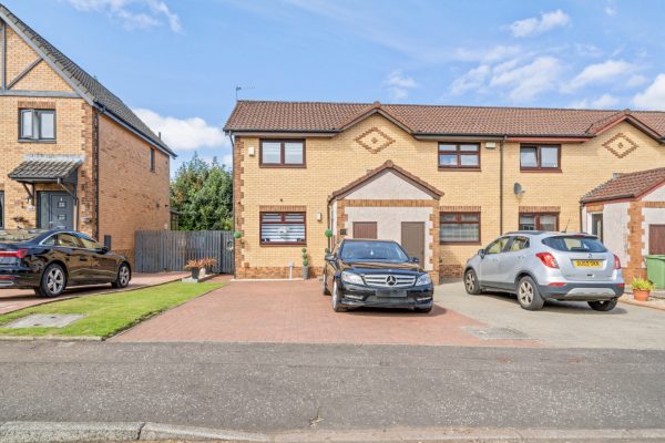 A Superbly Located 2 Bedroom Semi-Detached Villa – Springcroft Gardens, Baillieston, Glasgow