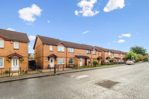 A 2 Bedroom Terraced House – Springboig Road, Springboig, Glasgow