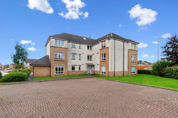 A Modern Luxury 2 Bedroom Ground Floor Flat – Bathlin Crescent, Moodiesburn, Glasgow